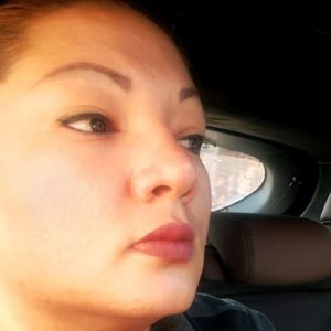 Meet your Posher, Yaneth